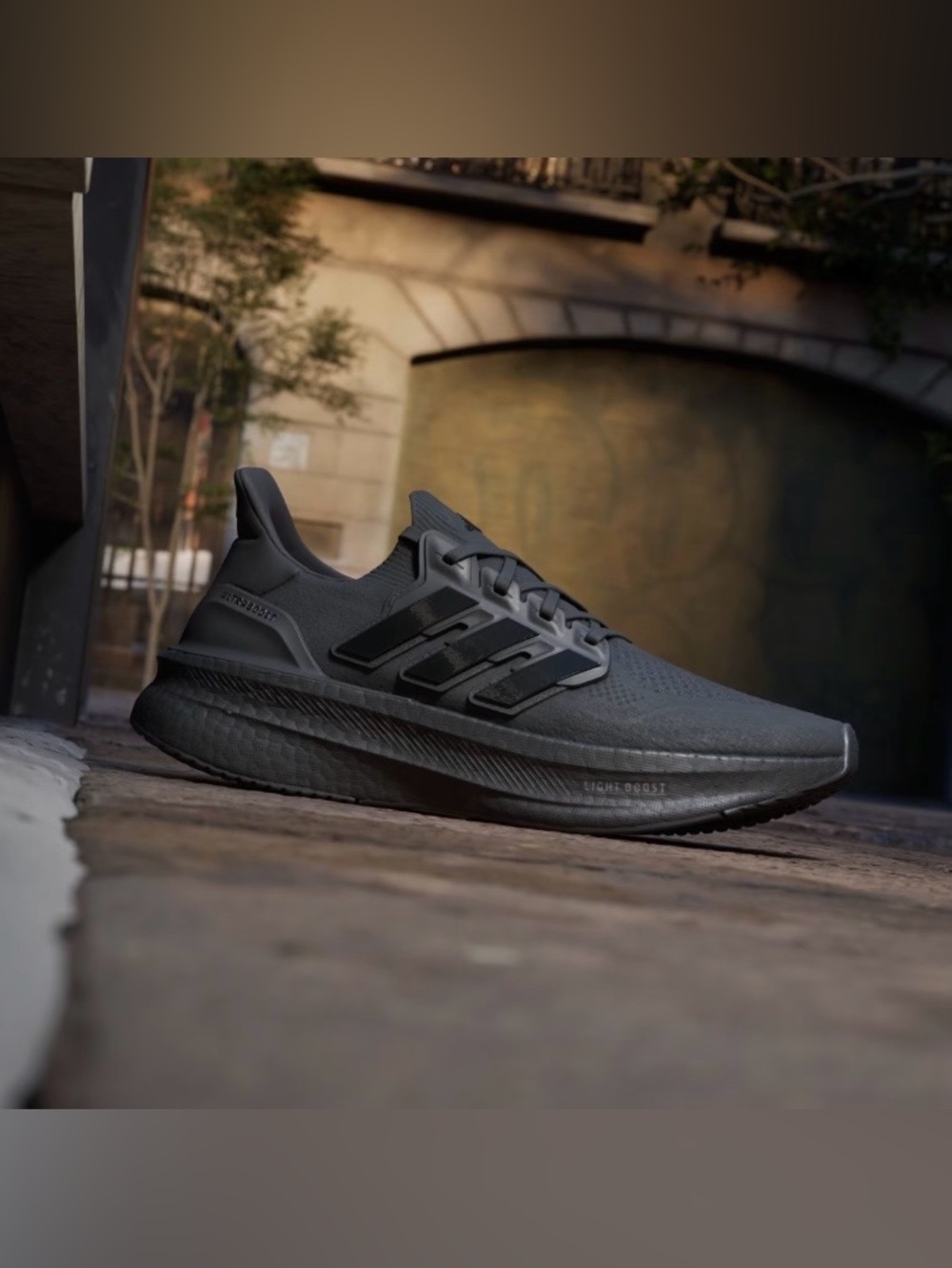 💙New💙 ADIDAS UltraBoost 5 'Triple Black'